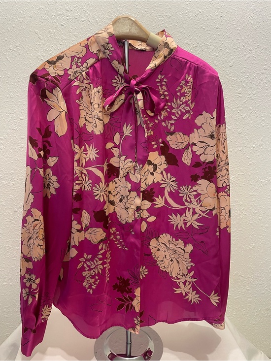 Zara Tops - Zara Magenta Floral Tie-Neck Blouse